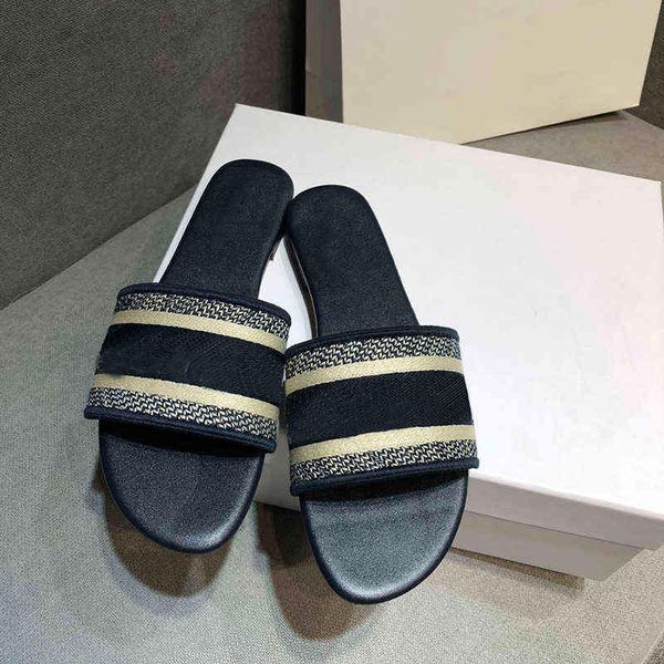nxy slippers d original funky leather outdoor flat famous brand black sandal designer luxury summer ladies shoes slides women's 220127
nxy slippers d original funky leather outdoor flat famous brand black sandal designer luxury summer ladies shoes slides women's 220127