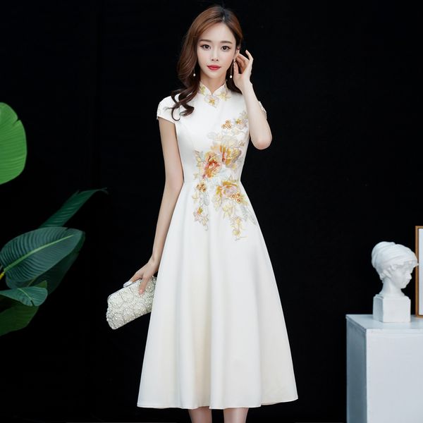 robe de soiree chinese style vintage elegant slim a-line lace evening dress vestido de festa banquet prom dress party dresses, Black;red
robe de soiree chinese style vintage elegant slim a-line lace evening dress vestido de festa banquet prom dress party dresses, Black;red