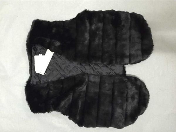 women's fur & faux 6xl 2021 winter mink outwear waistcoat colete de pele feminina female sleeveless short design vest coat x634, Black
women's fur & faux 6xl 2021 winter mink outwear waistcoat colete de pele feminina female sleeveless short design vest coat x634, Black