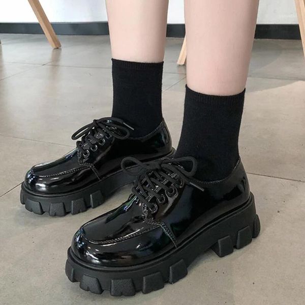 boots woman platform chunky ankle shoe patent leather 2021 winter women footwear female black gothic punk ladies botas mujer1
boots woman platform chunky ankle shoe patent leather 2021 winter women footwear female black gothic punk ladies botas mujer1