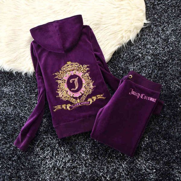 fashion embroidery women's tracksuits coconut brand diamonds women sporting suits slim velvet casual hooded collar sportswear suitthe f, Gray
fashion embroidery women's tracksuits coconut brand diamonds women sporting suits slim velvet casual hooded collar sportswear suitthe f, Gray