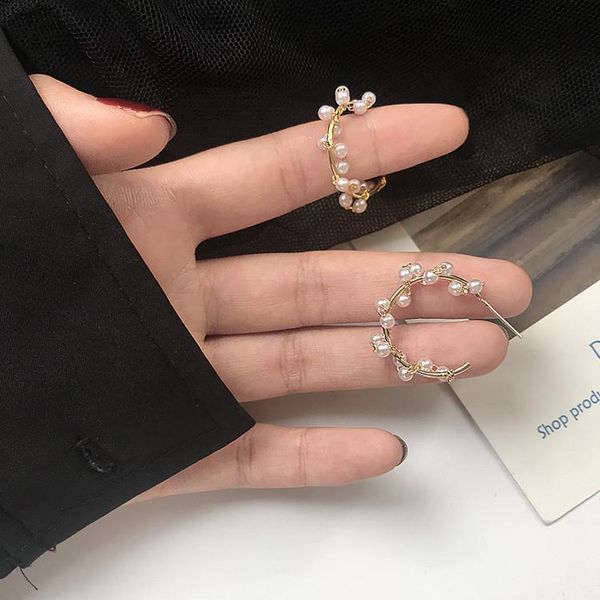 korean fashion pearl hoop earrings for women gold color cute statement earrings hoop pearl korean jewelry 2020 woman girl gift, Golden;silver
korean fashion pearl hoop earrings for women gold color cute statement earrings hoop pearl korean jewelry 2020 woman girl gift, Golden;silver