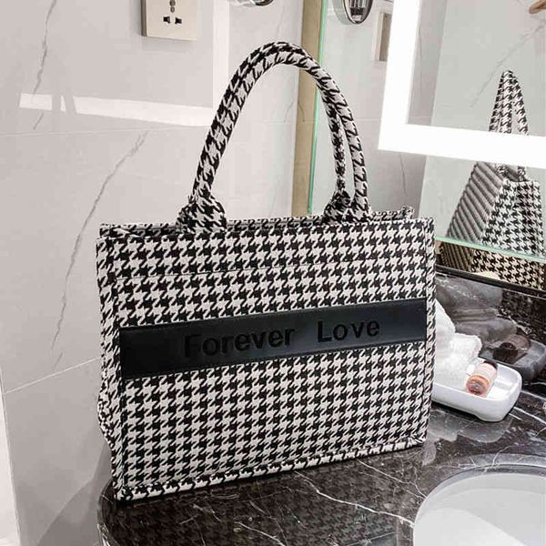 net red embroidered shopping vintage hand fashion high-capacity travel one shoulder tote women's
net red embroidered shopping vintage hand fashion high-capacity travel one shoulder tote women's