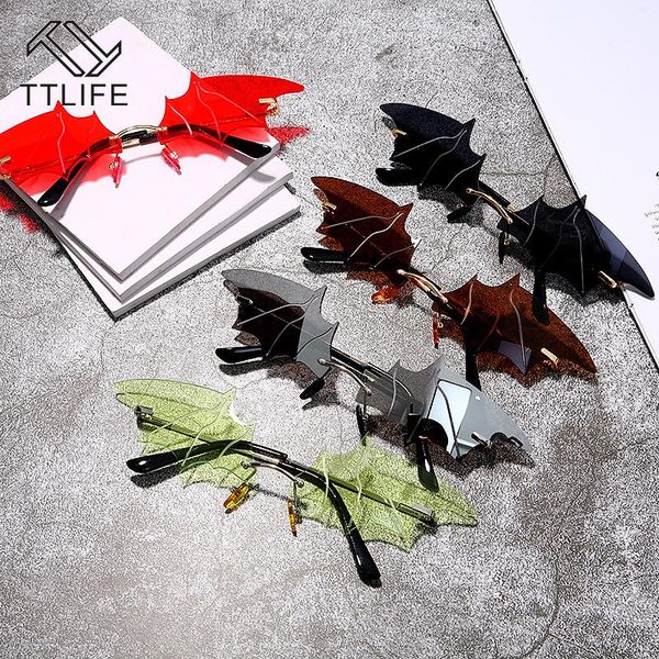 ttlife cool creative batwing sunglasses trend eyewear women men rimless vintage eyeglasses trend ladies outdoor sun glasses, White;black
ttlife cool creative batwing sunglasses trend eyewear women men rimless vintage eyeglasses trend ladies outdoor sun glasses, White;black