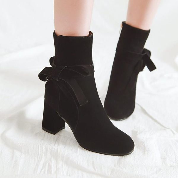 big size butterfly-knotted women's boots with sharp heads and wide heels and side zippers1, Black
big size butterfly-knotted women's boots with sharp heads and wide heels and side zippers1, Black