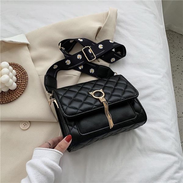 solid color female bag soft face shoulder bag wide shoulder strap messenger fashion small square mobile phone wallet
solid color female bag soft face shoulder bag wide shoulder strap messenger fashion small square mobile phone wallet
