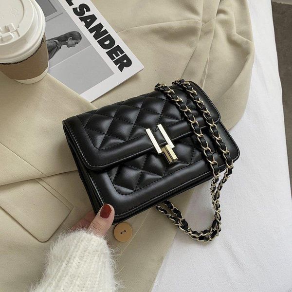 women's shoulder bag 2021 new fashion diamond chain lock small bag luxury women bags designer wild leather crossbody black
women's shoulder bag 2021 new fashion diamond chain lock small bag luxury women bags designer wild leather crossbody black