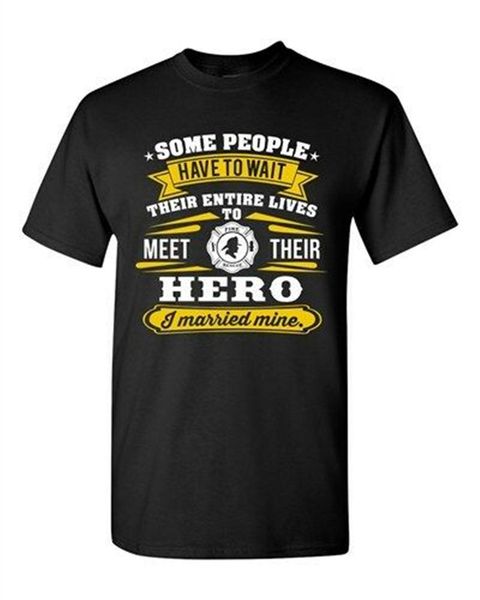 пожарные спасения героя я замужем mine жены смешного юмор dt взрослых t-shirt tee повседневных печати тройник способа рубашки спорт с капюшо
пожарные спасения героя я замужем mine жены смешного юмор dt взрослых t-shirt tee повседневных печати тройник способа рубашки спорт с капюшо