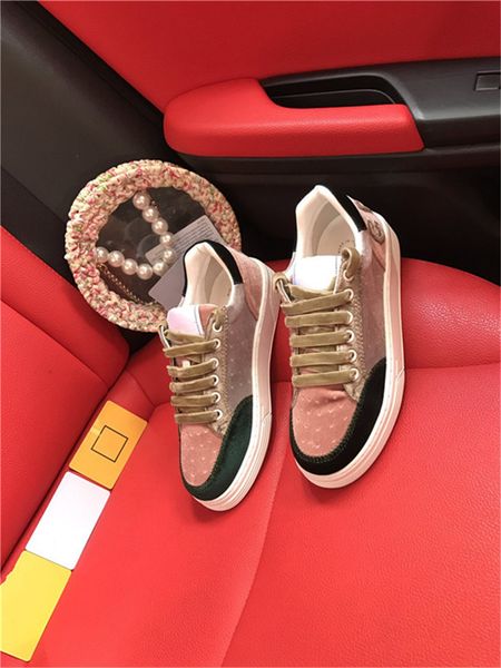 new style elegant velvet color-blocking sneakers for autumn and winter, elegant women's shoes for early autumn, casual shoes size: 35-4
new style elegant velvet color-blocking sneakers for autumn and winter, elegant women's shoes for early autumn, casual shoes size: 35-4
