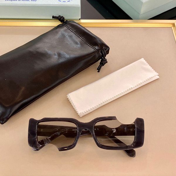 square classic fashion ow40006 glasses polycarbonate plate notch frame 40006 sunglasses men and women white sunglasses with original box
square classic fashion ow40006 glasses polycarbonate plate notch frame 40006 sunglasses men and women white sunglasses with original box