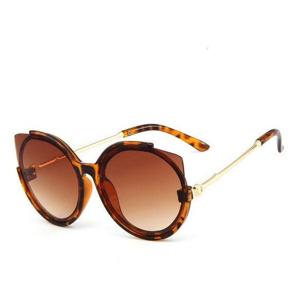 2021 new luxury round sunglasses kids design children's shades for girls boys goggle baby glasses retro eyewear oculos e1817m xnrf, White;black
2021 new luxury round sunglasses kids design children's shades for girls boys goggle baby glasses retro eyewear oculos e1817m xnrf, White;black