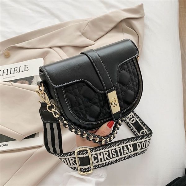 designer sale retro small women's spring and summer new fashion saddle texture leisure bag single shoulder messenger bag wholesale stor
designer sale retro small women's spring and summer new fashion saddle texture leisure bag single shoulder messenger bag wholesale stor