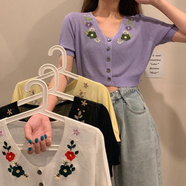 korean women v-neck knitted casual short sweaters knitting embroideried floral vintage summer cardigan outwear fashion crop top, White;black
korean women v-neck knitted casual short sweaters knitting embroideried floral vintage summer cardigan outwear fashion crop top, White;black