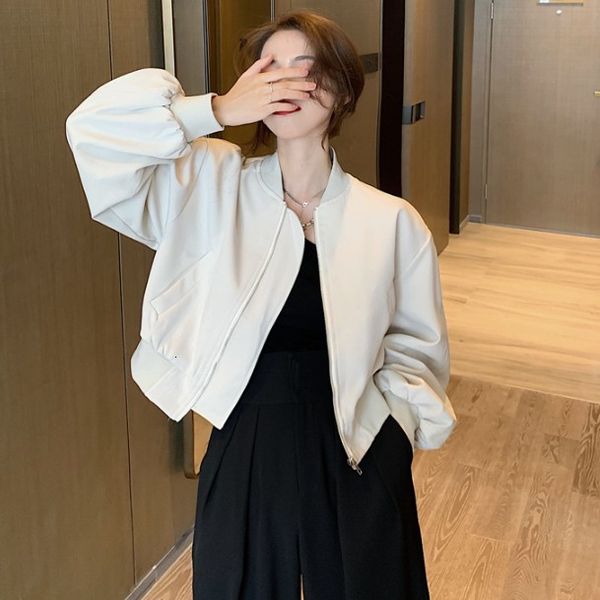 autumn 2020 new long sleeve solid color versatile baseball jacket half high neck loose short coat women's wear
autumn 2020 new long sleeve solid color versatile baseball jacket half high neck loose short coat women's wear