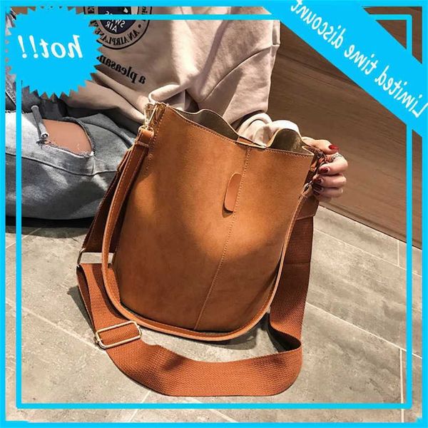 finger matte pu leather messenger female tas fashion women emmer shoulder bag large capacity handbag luxury designer
finger matte pu leather messenger female tas fashion women emmer shoulder bag large capacity handbag luxury designer