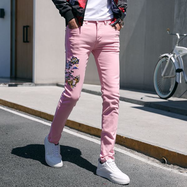 2021 new youth low waist color trend boring embroidery pink flower jeans male student slim feet pants, Blue
2021 new youth low waist color trend boring embroidery pink flower jeans male student slim feet pants, Blue