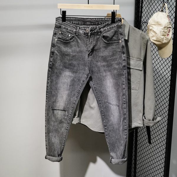 2021 New Korean Version of Spring Autumn Vintage Black Gray Jeans Are 9-cent Men's Fashion Pants. XMRL, Blue
2021 New Korean Version of Spring Autumn Vintage Black Gray Jeans Are 9-cent Men's Fashion Pants. XMRL, Blue