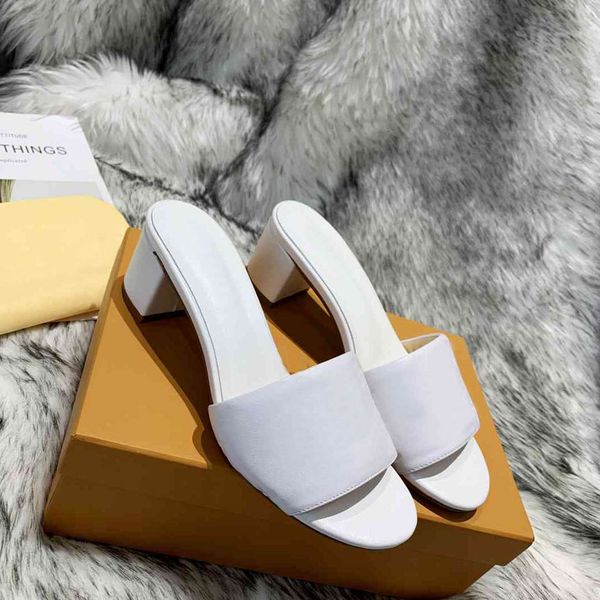 summer women sandals print summer sandals slide high heel slippers fashion flat slippery sandals slipper with box large size 35-44, Black
summer women sandals print summer sandals slide high heel slippers fashion flat slippery sandals slipper with box large size 35-44, Black