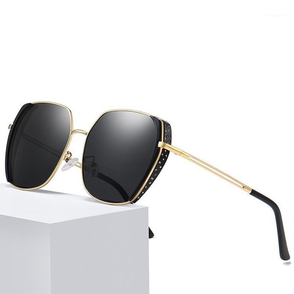 luxury polarized women sunglasses fashion vintage ladies sunglasses brand design metal frame1, White;black
luxury polarized women sunglasses fashion vintage ladies sunglasses brand design metal frame1, White;black