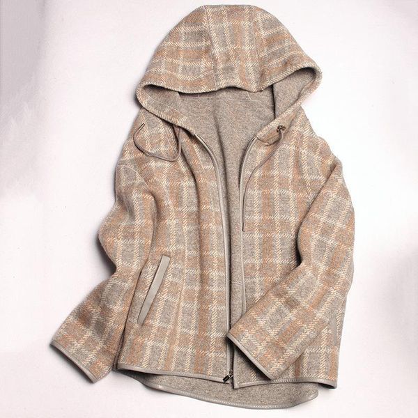 wanli square check autumn and winter soft glutinous cashmere wool gold combination knitted woolen coat women's coat1, Black
wanli square check autumn and winter soft glutinous cashmere wool gold combination knitted woolen coat women's coat1, Black
