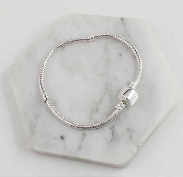 2021 new 3mm 15-23cm 925 silver plated bracelet smooth chain diy basic chain fit european beads snake chain bracelet, Black
2021 new 3mm 15-23cm 925 silver plated bracelet smooth chain diy basic chain fit european beads snake chain bracelet, Black