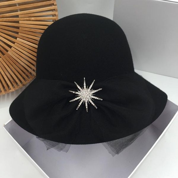 wide brim hats with paragraph wool bowknot rhinestone fisherman hat day han edition basin cap line aristocratic elegant black, Blue;gray
wide brim hats with paragraph wool bowknot rhinestone fisherman hat day han edition basin cap line aristocratic elegant black, Blue;gray
