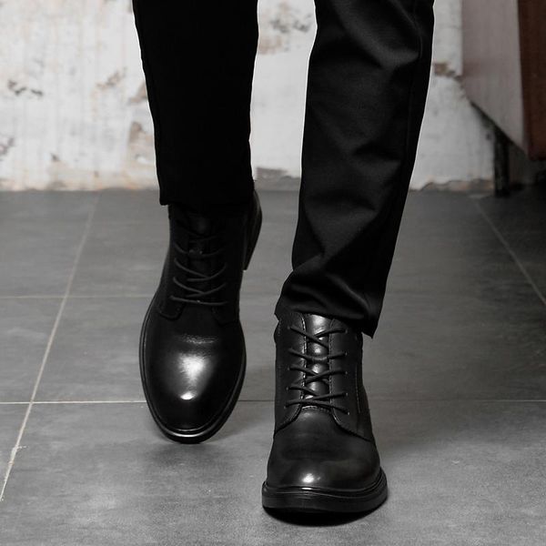 leisure shoes fashion black outdoor breathable leather new sports for male 2020 mens footwear sale sport boots men mens man
leisure shoes fashion black outdoor breathable leather new sports for male 2020 mens footwear sale sport boots men mens man