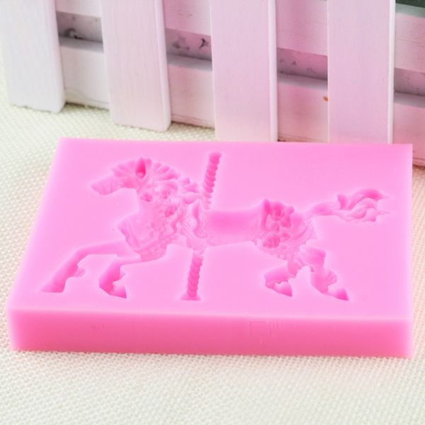 3d лошадь fondant торт конфеты мыло свеча силиконовые формы декора diy выпечки инструменты 
3d лошадь fondant торт конфеты мыло свеча силиконовые формы декора diy выпечки инструменты