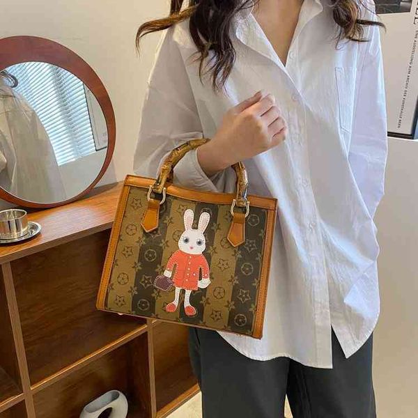2022 factory wholesale new korean style cartoon rabbit bamboo messenger bag female student ins large capacity messenger bag
2022 factory wholesale new korean style cartoon rabbit bamboo messenger bag female student ins large capacity messenger bag
