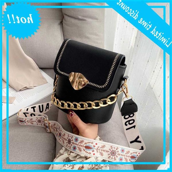 bucket foreign style women's 2019 popular new korean versatile messenger wide shoulder belt fashion advanced feeling bag
bucket foreign style women's 2019 popular new korean versatile messenger wide shoulder belt fashion advanced feeling bag