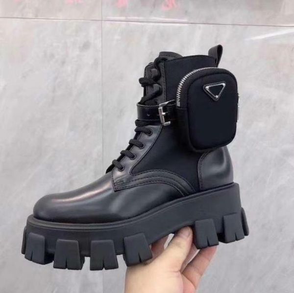 2021 women black rois boots martin boots detachable mylon pouch combat shoes original ladies platform shoes mid-length boots
2021 women black rois boots martin boots detachable mylon pouch combat shoes original ladies platform shoes mid-length boots
