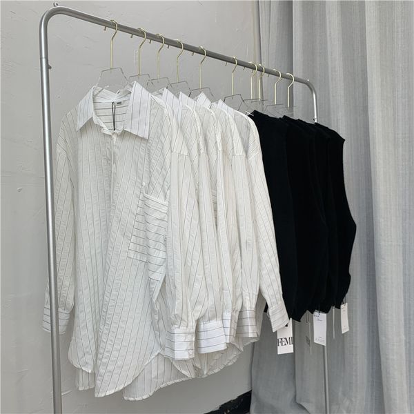 2020 autumn new stripe white shirt loose knit vest vest set women fashion brand new europe and the united states, Black;white
2020 autumn new stripe white shirt loose knit vest vest set women fashion brand new europe and the united states, Black;white