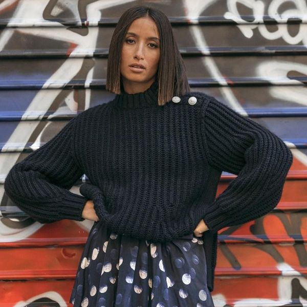 hollow solid thick sweater women long puff sleeve o neck button wool pullover 2020 autumn winter casual vintage sweaters 1, White;black
hollow solid thick sweater women long puff sleeve o neck button wool pullover 2020 autumn winter casual vintage sweaters 1, White;black