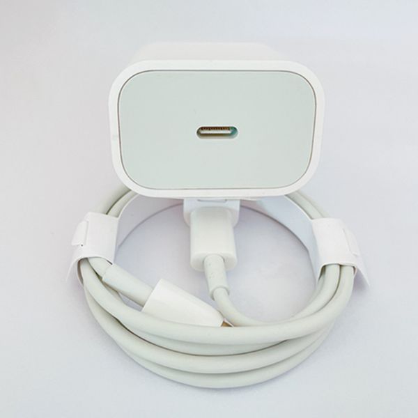 2021 18w fast charger cable pd cable 1m 3ft usb-c to for 11 pro max 12 
2021 18w fast charger cable pd cable 1m 3ft usb-c to for 11 pro max 12
