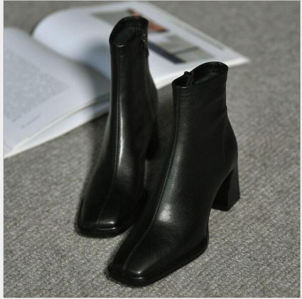 fashion autumn winter women warm ankle boots new fashion thick sole casual shoes women winter shoes short snow boots large size, Black
fashion autumn winter women warm ankle boots new fashion thick sole casual shoes women winter shoes short snow boots large size, Black