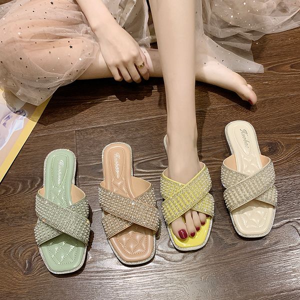 edition pearl fashion female in 2020 summer cool slippers outside flat a word procrastinates female joker slipper shoes x1020, Black
edition pearl fashion female in 2020 summer cool slippers outside flat a word procrastinates female joker slipper shoes x1020, Black