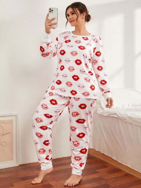plus lip print & pants pj set 84em#, Black;white 
plus lip print & pants pj set 84em#, Black;white