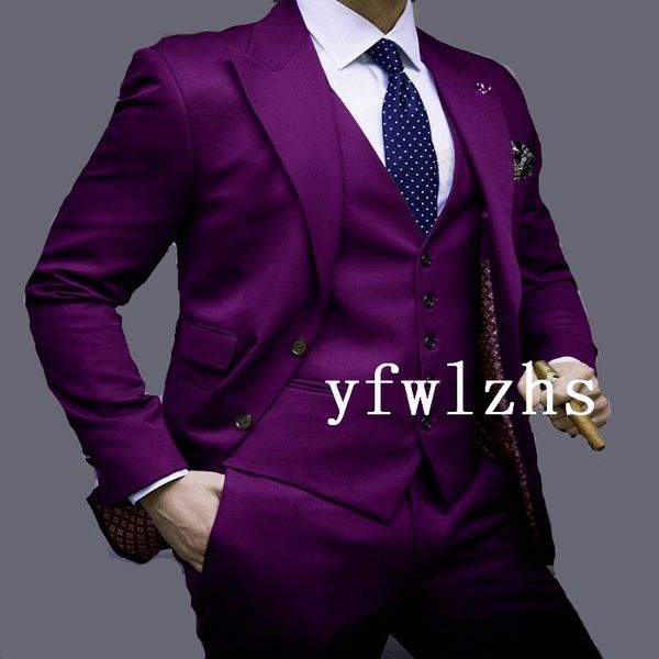 custom-made two buttons groomsmen peak lapel groom tuxedos men suits wedding/prom/dinner man blazer(jacket+pants+tie+vest) w510, Black;gray
custom-made two buttons groomsmen peak lapel groom tuxedos men suits wedding/prom/dinner man blazer(jacket+pants+tie+vest) w510, Black;gray