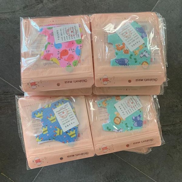 factory114imascarilla mouth kid designer random print face mask dustproof househould ice silk cotton field pink cover pr
factory114imascarilla mouth kid designer random print face mask dustproof househould ice silk cotton field pink cover pr