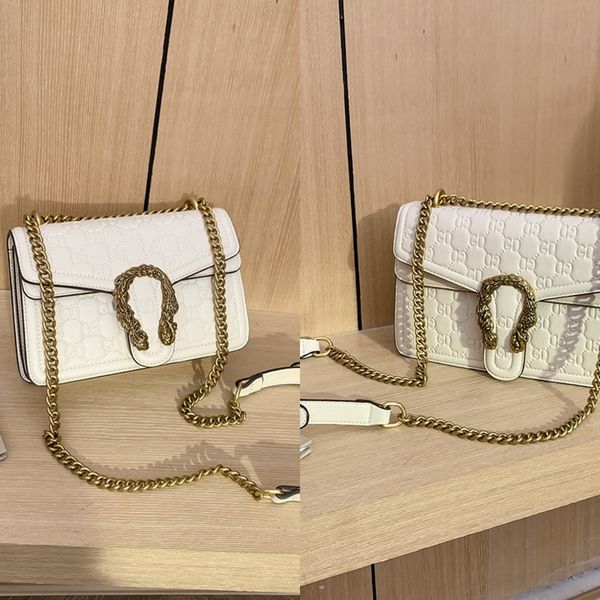 jcdt convenient lines cosmetic bag wallet bag is colorful and practical easy and to carry
jcdt convenient lines cosmetic bag wallet bag is colorful and practical easy and to carry