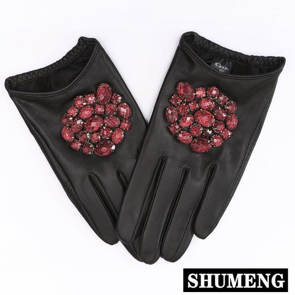2020 fashion new rhinestone inlay full finger genuine leather gloves trendy autumn winter women touch-screen sheepskin gloves1, Blue;gray
2020 fashion new rhinestone inlay full finger genuine leather gloves trendy autumn winter women touch-screen sheepskin gloves1, Blue;gray