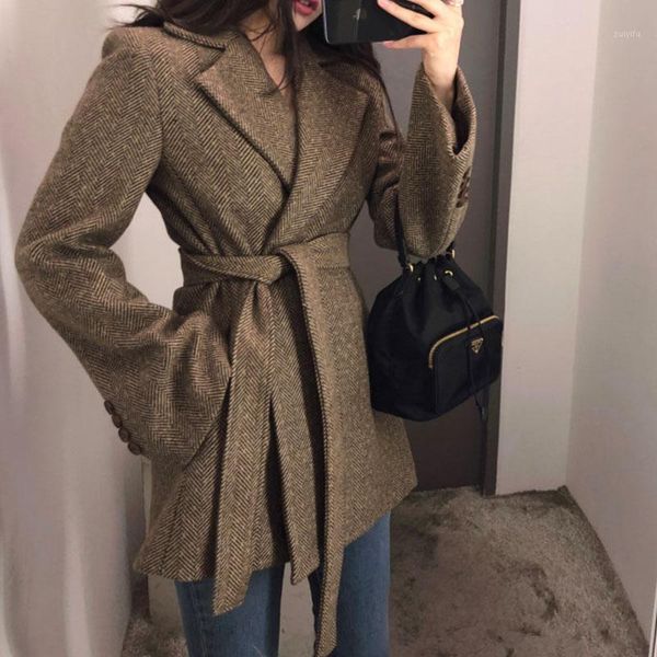 chic style women notched slim mid long vintage suit coat outwear 2020 autumn winter thick plaid blazer with belt1, White;black
chic style women notched slim mid long vintage suit coat outwear 2020 autumn winter thick plaid blazer with belt1, White;black