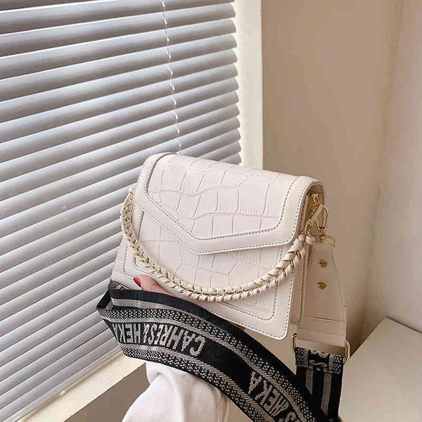 2022 factory outlet net red chain fashion messenger women's simple ins foreign style contrast color small square bag c25h xi2m
2022 factory outlet net red chain fashion messenger women's simple ins foreign style contrast color small square bag c25h xi2m