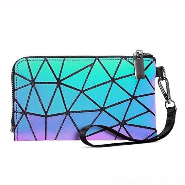 pftem 2020 small wallet women's women's new square mobile phone diamond wallet luminous hand certificate square geometric mobile p
pftem 2020 small wallet women's women's new square mobile phone diamond wallet luminous hand certificate square geometric mobile p