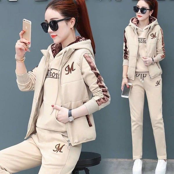 2020 new autumn embroidered sweater and winter loose embroidery korean style fashion casual thickened sports women's large size sweater, Gray
2020 new autumn embroidered sweater and winter loose embroidery korean style fashion casual thickened sports women's large size sweater, Gray