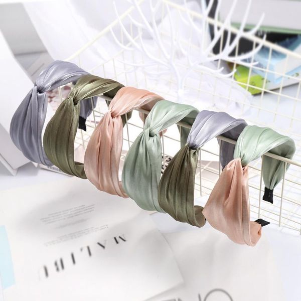 solid color лоскутная цвет для женщин корейский стиль креста hairband широкие диапазоны волос обруча ободок для волос модные аксессуары
solid color лоскутная цвет для женщин корейский стиль креста hairband широкие диапазоны волос обруча ободок для волос модные аксессуары