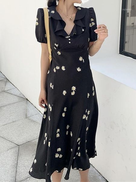 new fashion daisy floral midi dress lady ruffled v-neck short puff sleeve slim-fit lace-up dresses with buttons1, Black;gray
new fashion daisy floral midi dress lady ruffled v-neck short puff sleeve slim-fit lace-up dresses with buttons1, Black;gray