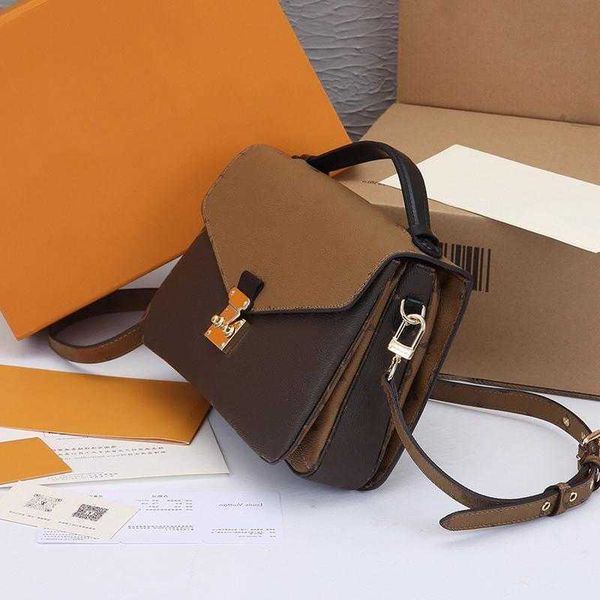 new 2021 luxurys designers bags crossbodys women handbag messenger bags oxidizing leather metis elegant shoulder bags crossbody bag shopping
new 2021 luxurys designers bags crossbodys women handbag messenger bags oxidizing leather metis elegant shoulder bags crossbody bag shopping