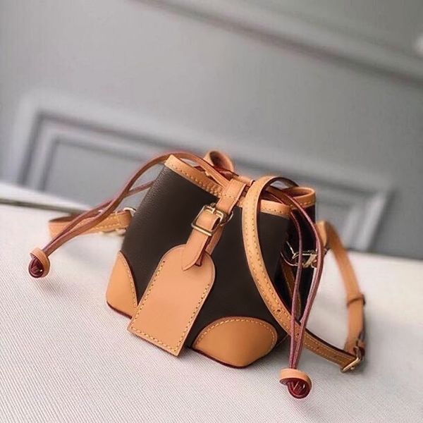 fashion genuine leather handbag mini purse women shoulder bag lady tote womenpresbyopic shopping bag purse messenger bag cross body purse
fashion genuine leather handbag mini purse women shoulder bag lady tote womenpresbyopic shopping bag purse messenger bag cross body purse
