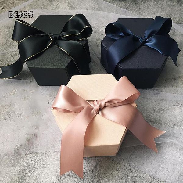 gift wrap high-grade solid color hexagon double door simple ribbon wedding birthday party candy jewelry mini doll costume paper box
gift wrap high-grade solid color hexagon double door simple ribbon wedding birthday party candy jewelry mini doll costume paper box